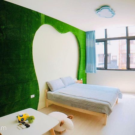 Greenonly Homestay Tainan Bagian luar foto